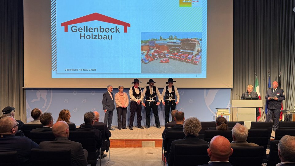 Verleihung der Förderplakette