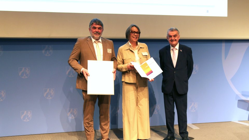 Verleihung der Förderplakette