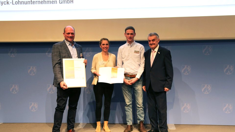 Verleihung der Förderplakette