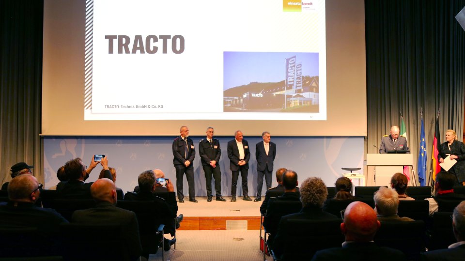 Verleihung der Förderplakette