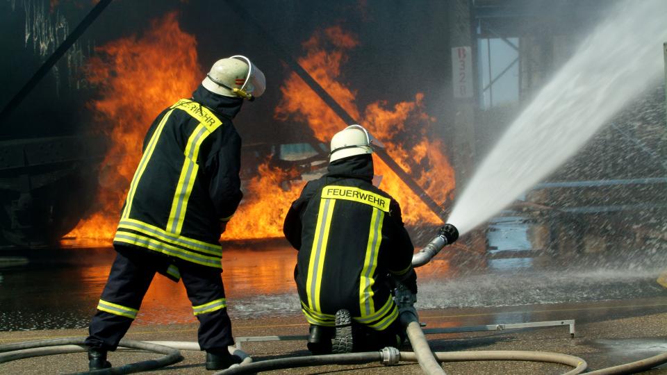 Feuerwehrleute im Einsatz