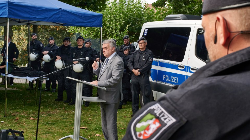 Neue Körperschutzausstattung Bereitschaftspolizei 07.09.2021 - Rede Minister Reul