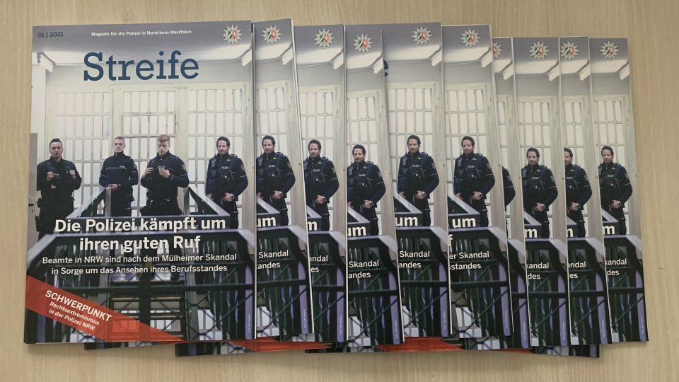 Printausgabe Streife 01/2021, das Mitarbeitermagazin der Polizei NRW