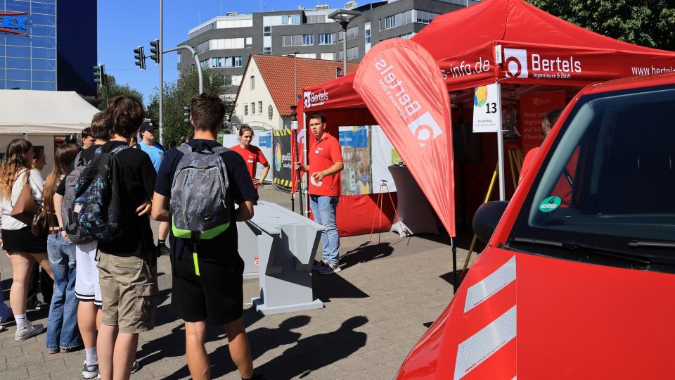 Bau und Vermessung einer neuen Brücke für den Hafen in Münster