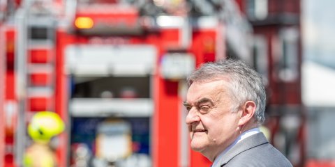 Neuer Ausbildungs- und Übungsstandort für die NRW-Feuerwehren im Kreis Düren - Minister Reul